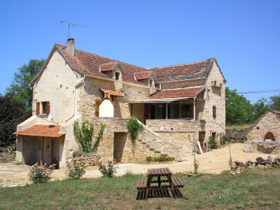 gite location saisonniere 12
